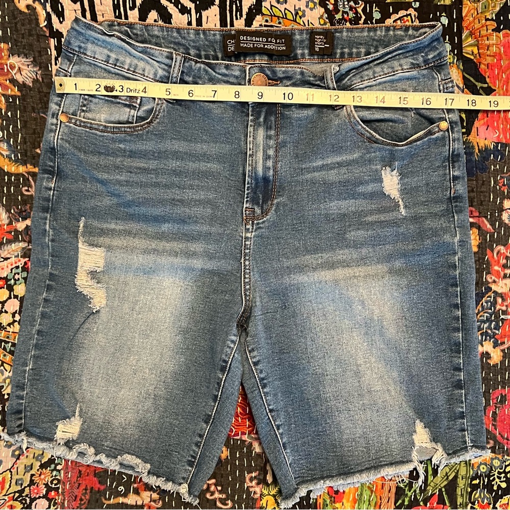 City Chic distressed denim jean shorts size 16
